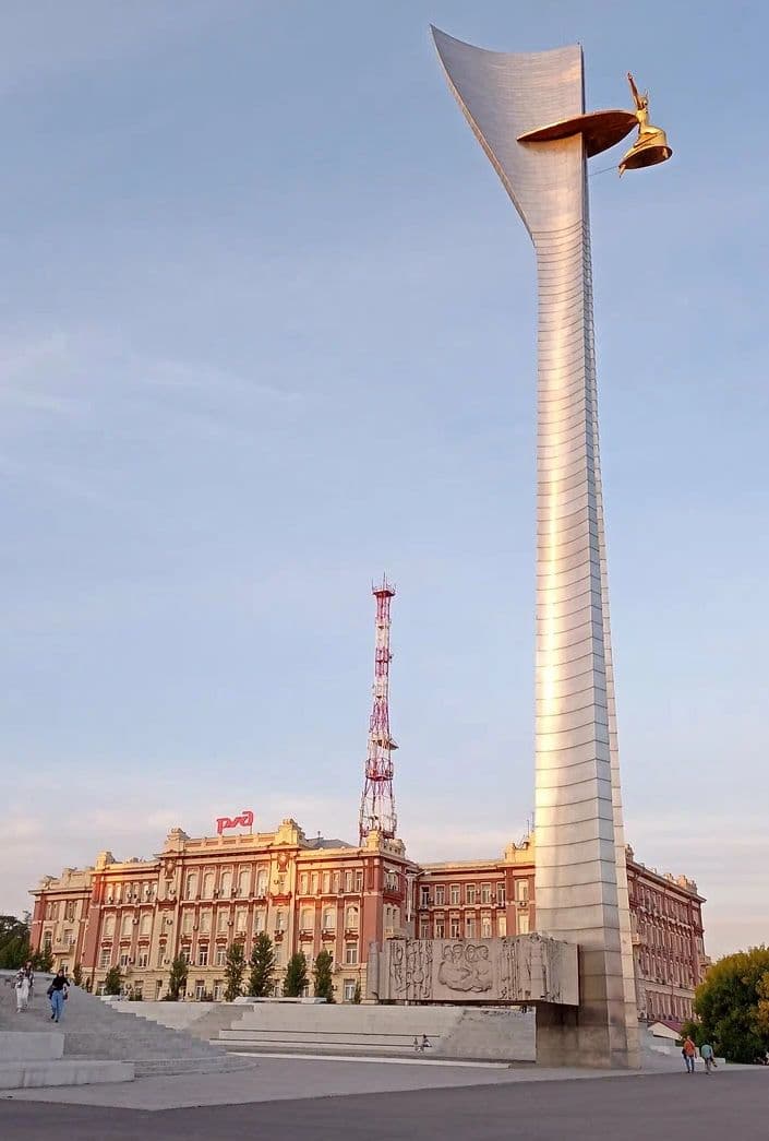 Театральная площадь