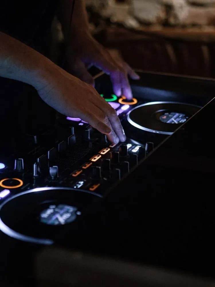 Bus Station - фото 3