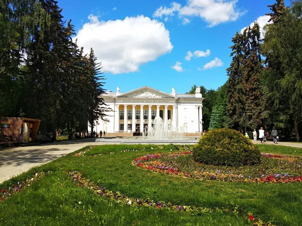 Дворец культуры имени Ю.А. Гагарина - фото 1